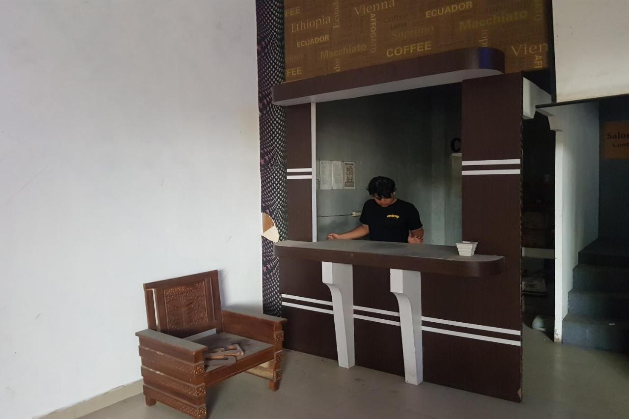 Oyo 91647 Sanina Residence Pematang Siantar Exterior foto